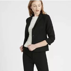 Banana Republic Classic Fit One Button Closure Blazer Size 6 Black 501385 EUC